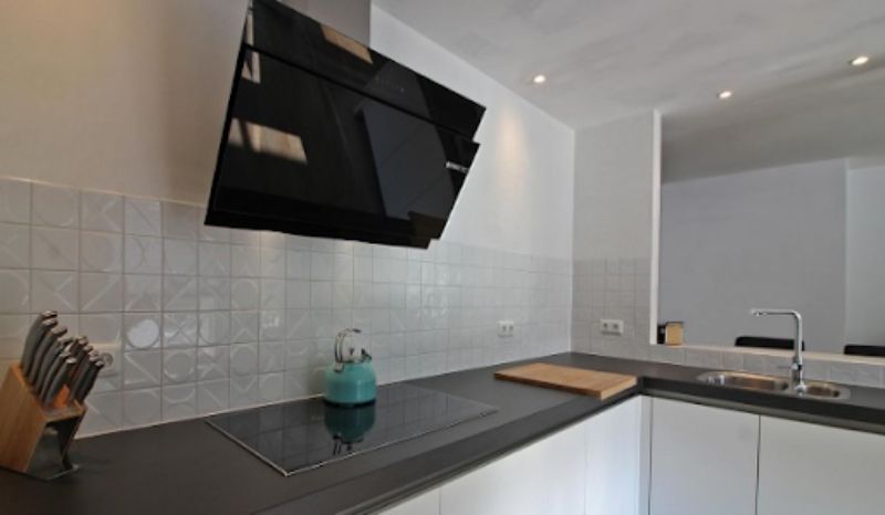 Máy hút mùi Bosch kích thước 90 cm