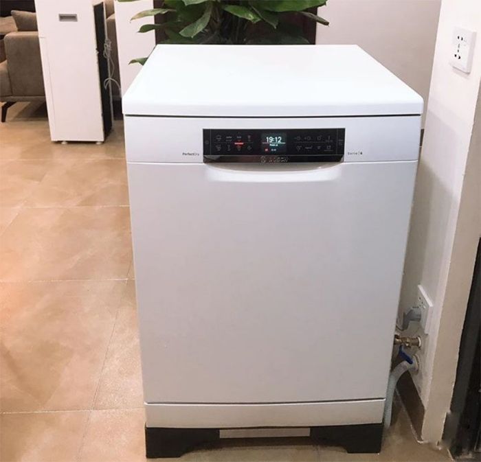 Lắp đặt được mọi vị trí đối với máy rửa bát SMS6ZCW42E